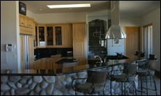 photo of kitchen/bar